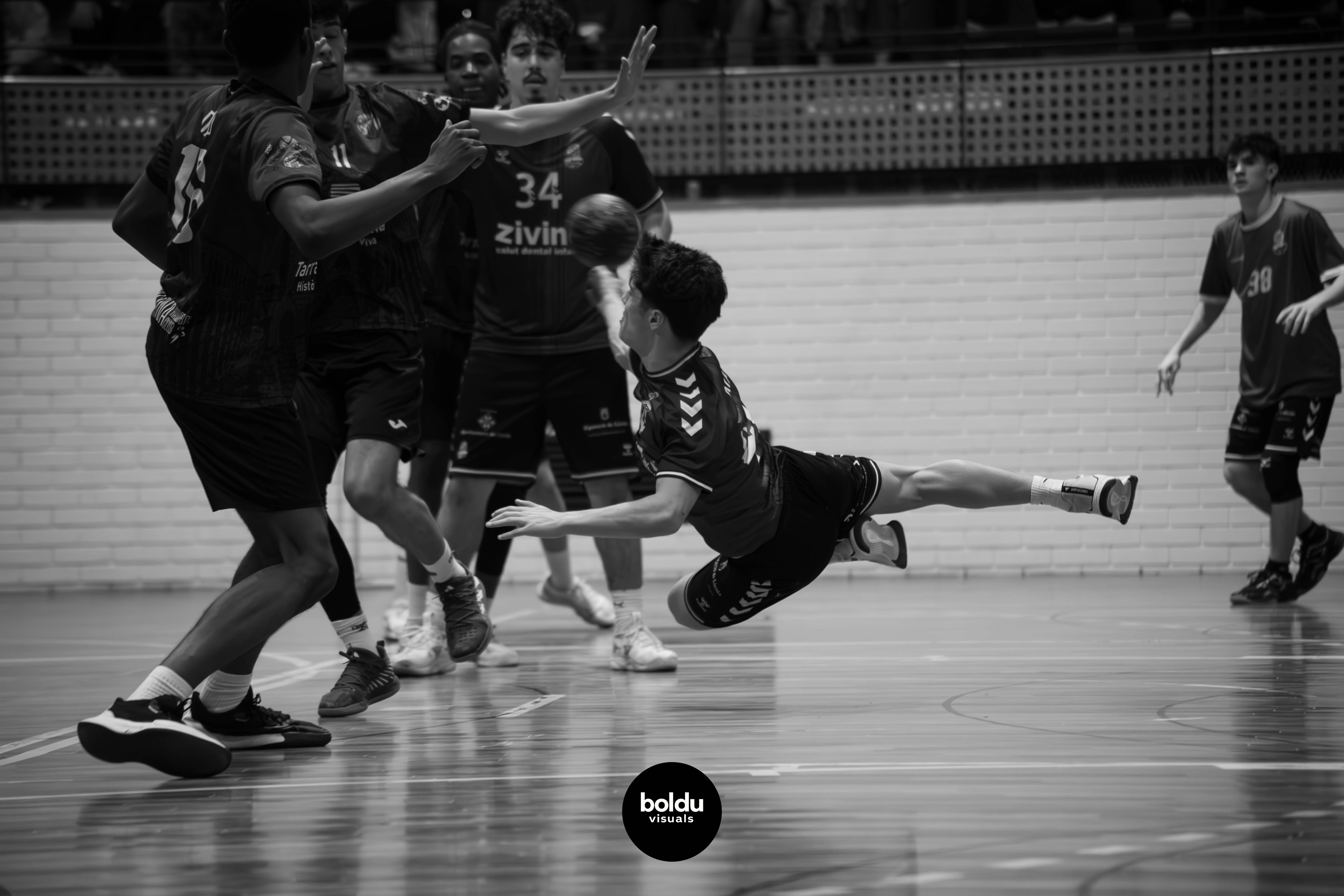 Black and White 13