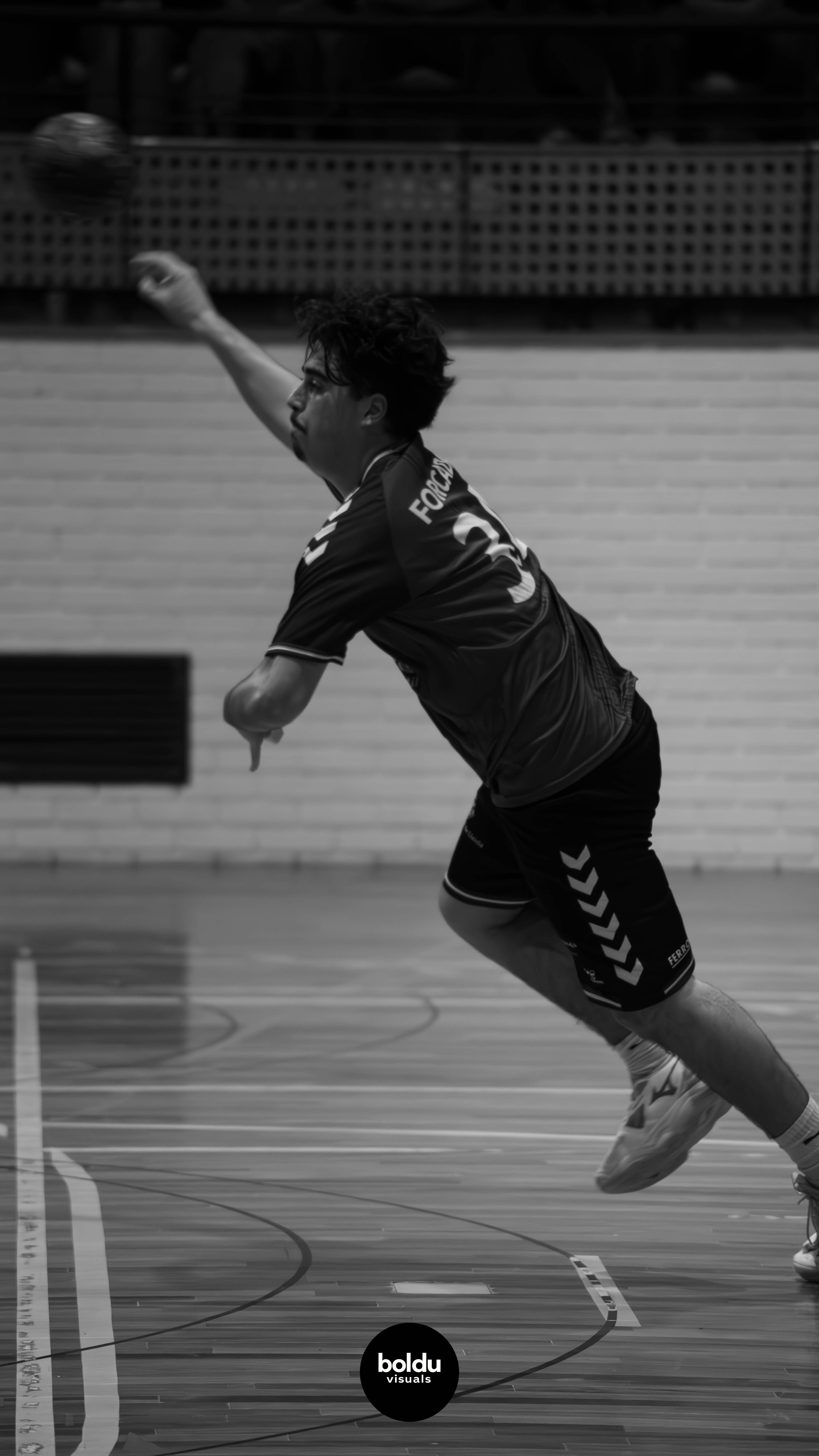 Black and White 15